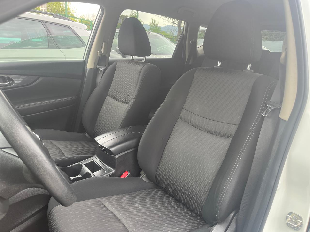 Nissan X-Trail — foto 6 de 6