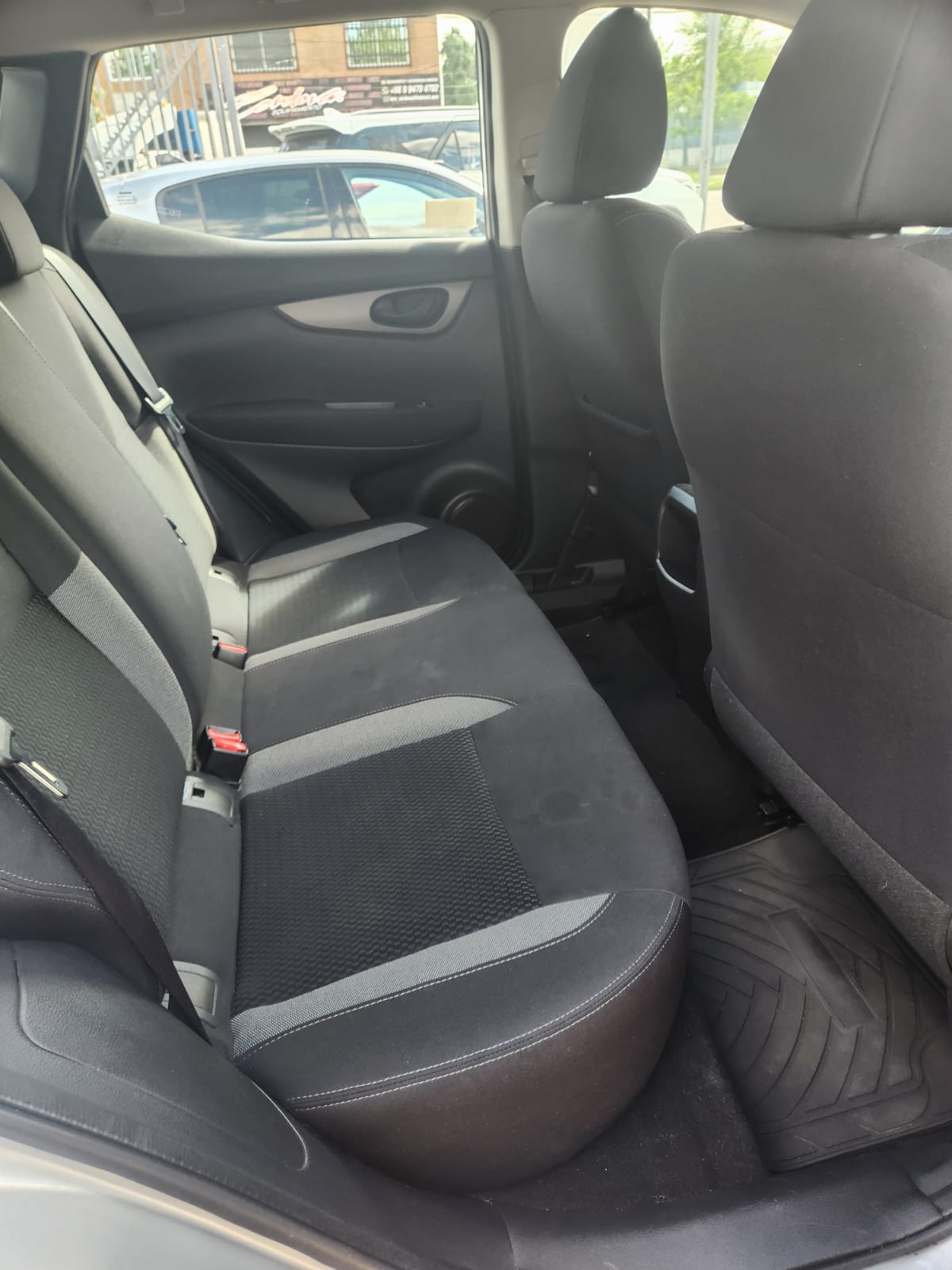Nissan Qashqai Sense — foto 8 de 8