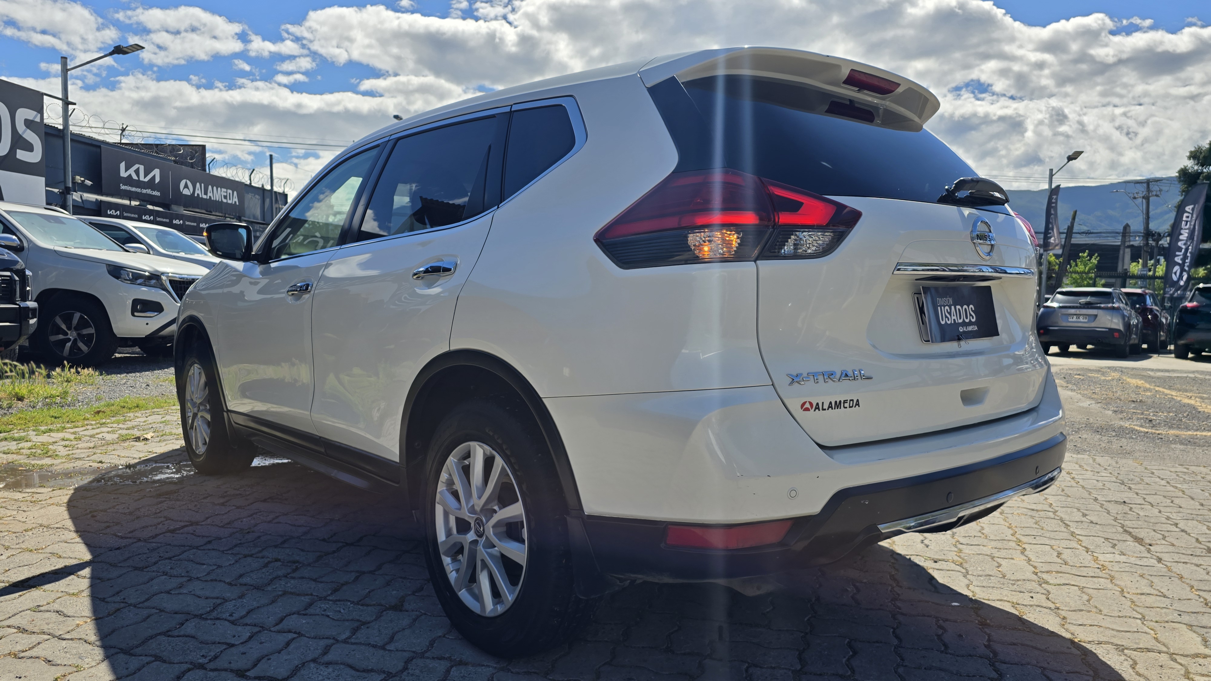 Nissan X Trail Sense — foto 6 de 19