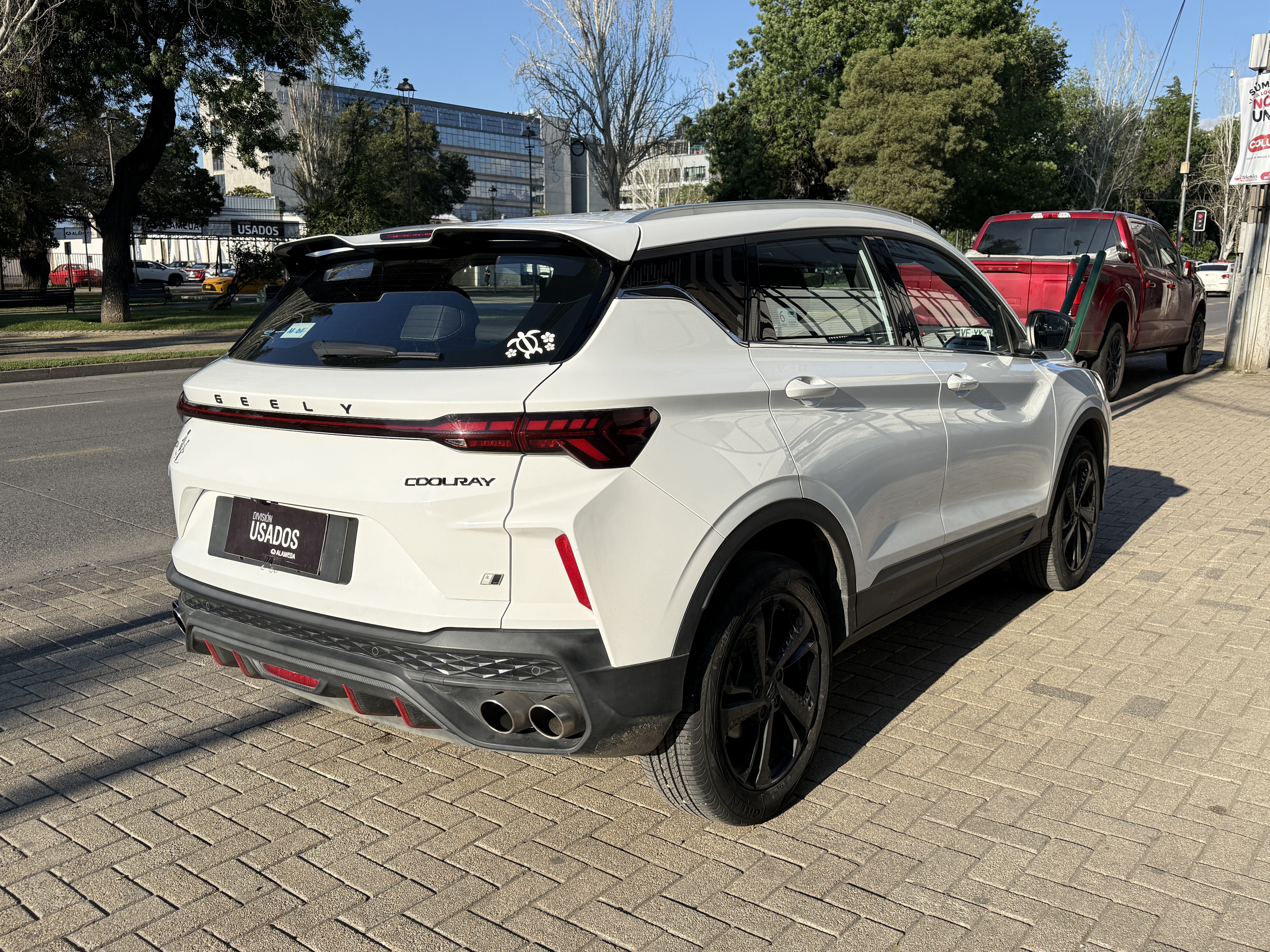 Geely New Coolray 1.5 Aut — foto 5 de 9