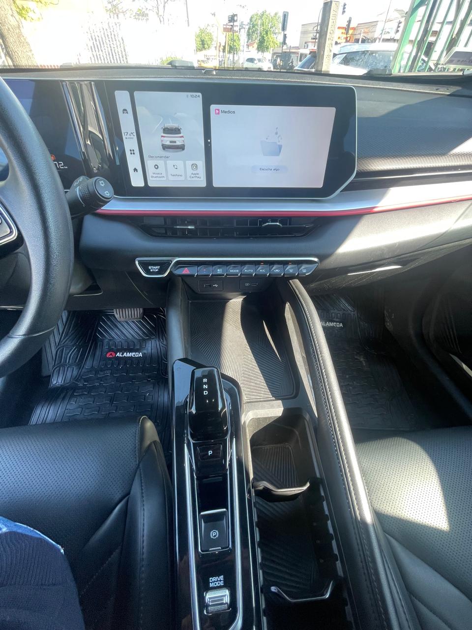 Geely Coolray 4X2 1.5 Aut — foto 6 de 10