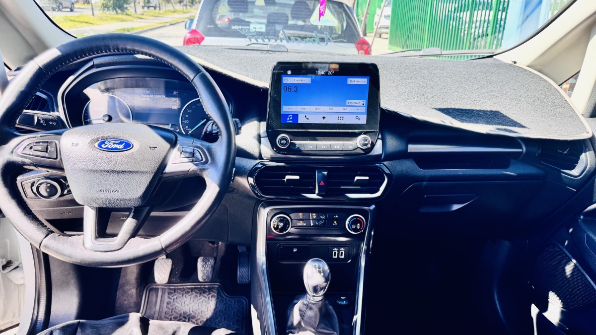 Ford Ecosport Freestyle — foto 3 de 5