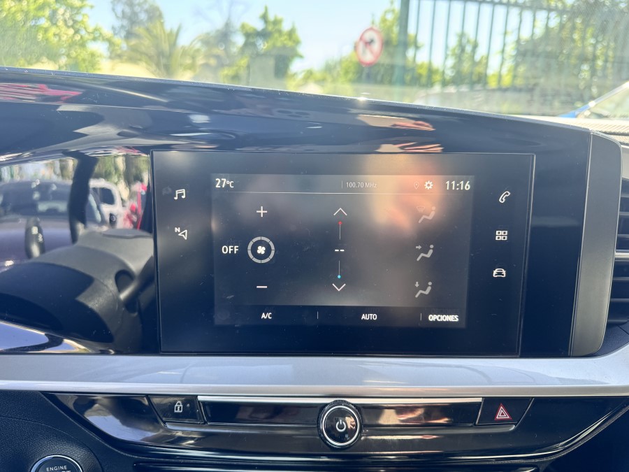 Opel Mokka — foto 8 de 11
